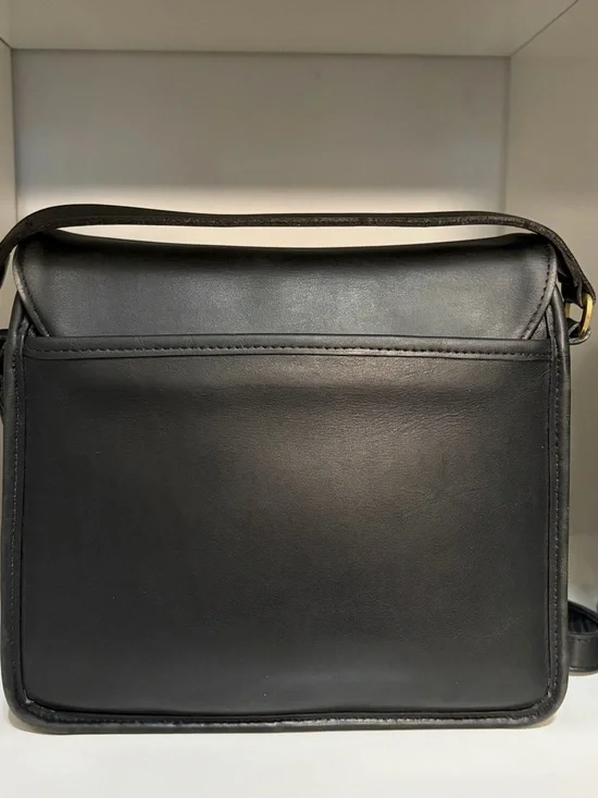 Rare Vintage Coach Tribeca Flap Bag (#9092) Black Leather & Magnetic Closure - Picture 5 of 12